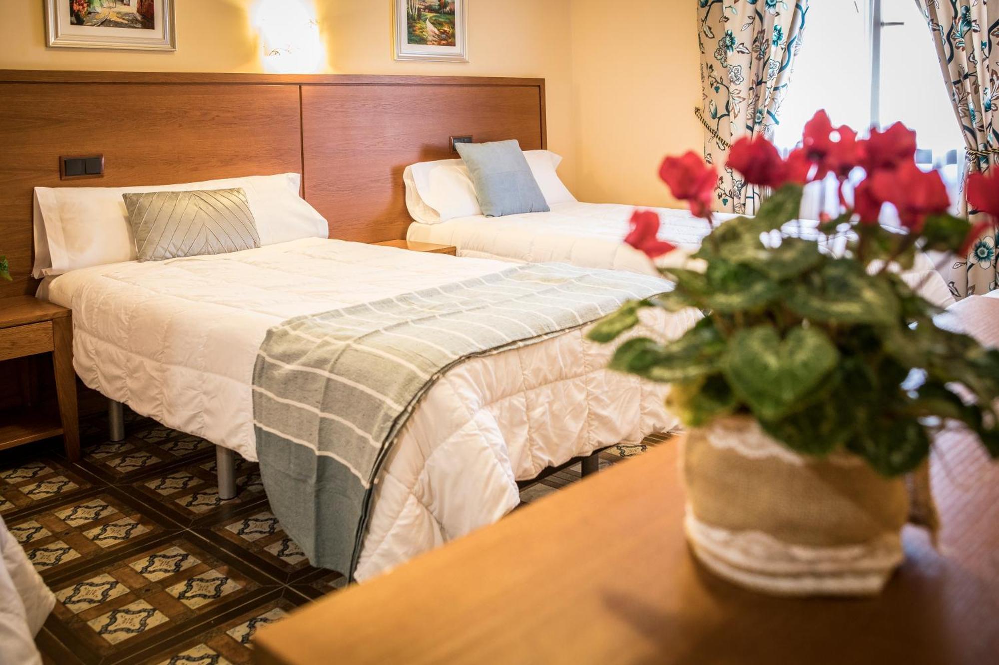 Hotel Casa Jose Diaz San Agustín de Guadalix Eksteriør bilde